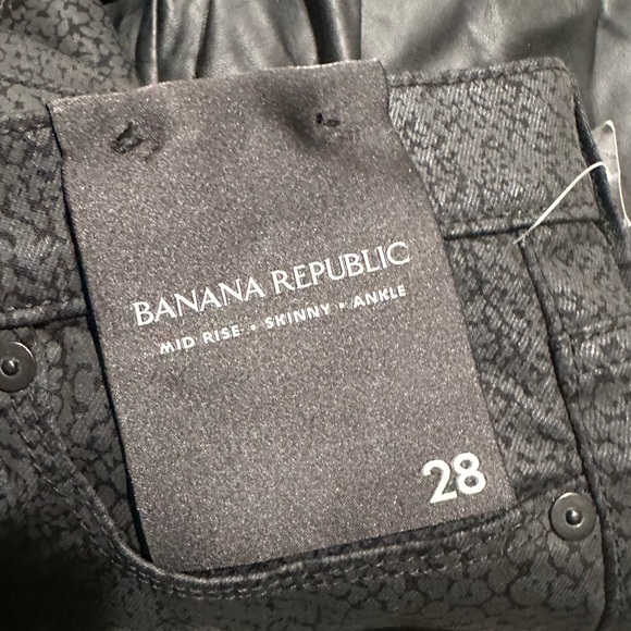 NEW Banana Republic Jeans - Picture 4 of 9